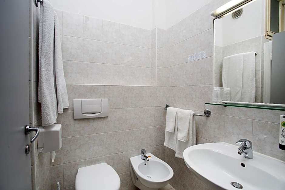 Hotel Caribe by Double Hospitality