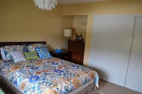 Bed and Breakfast in Hollywood Hills