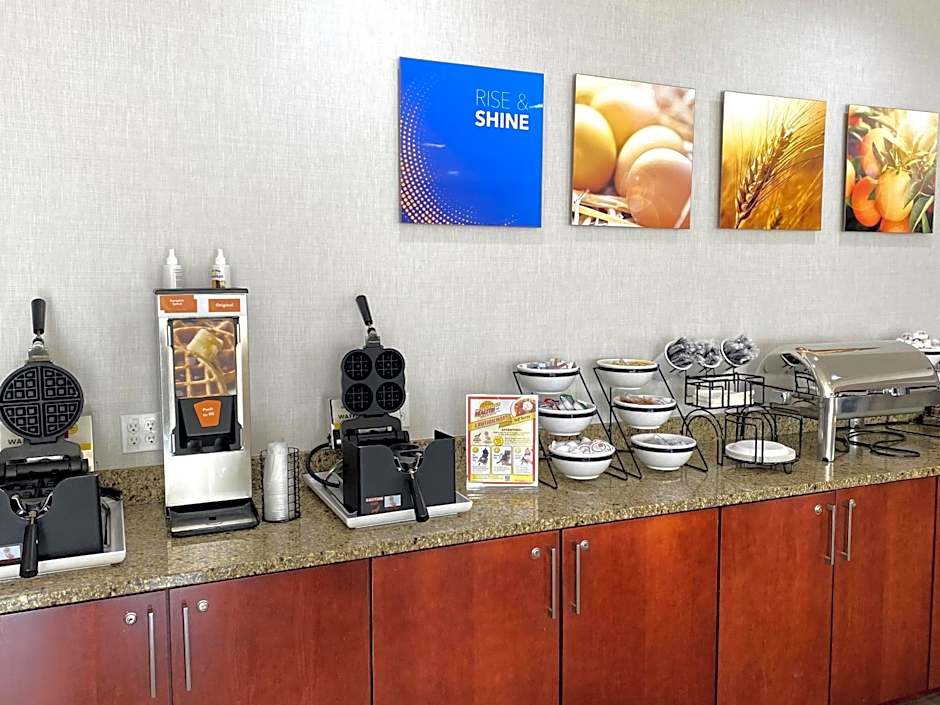 Comfort Inn & Suites Trussville I-59 exit 141