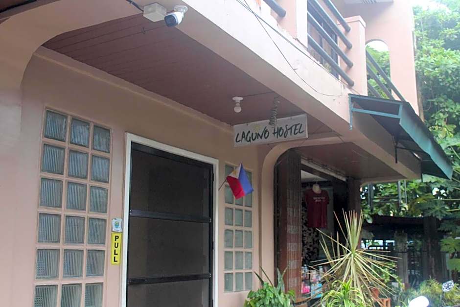 Laguno Hostel and Guest House