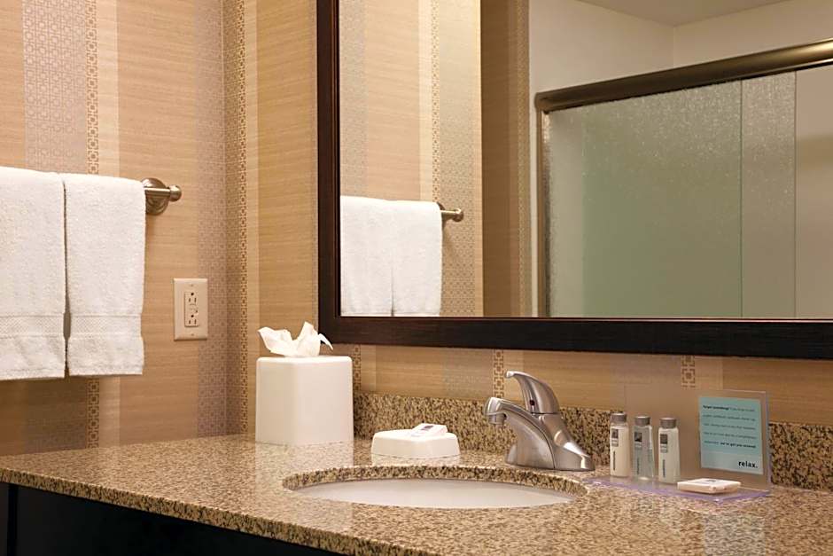 Hampton Inn By Hilton & Suites Madison Downtown