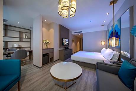 Designer Classic Suite