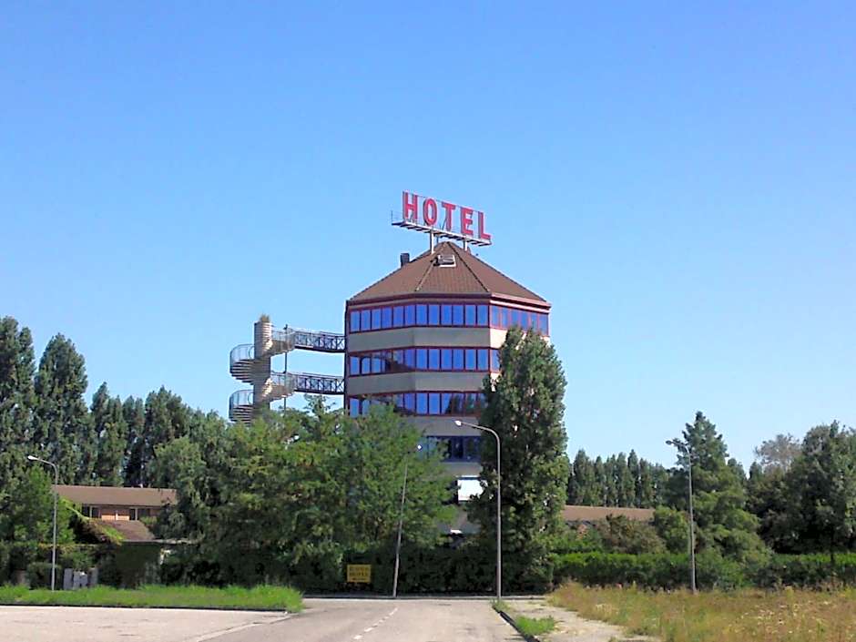 Business Hotel