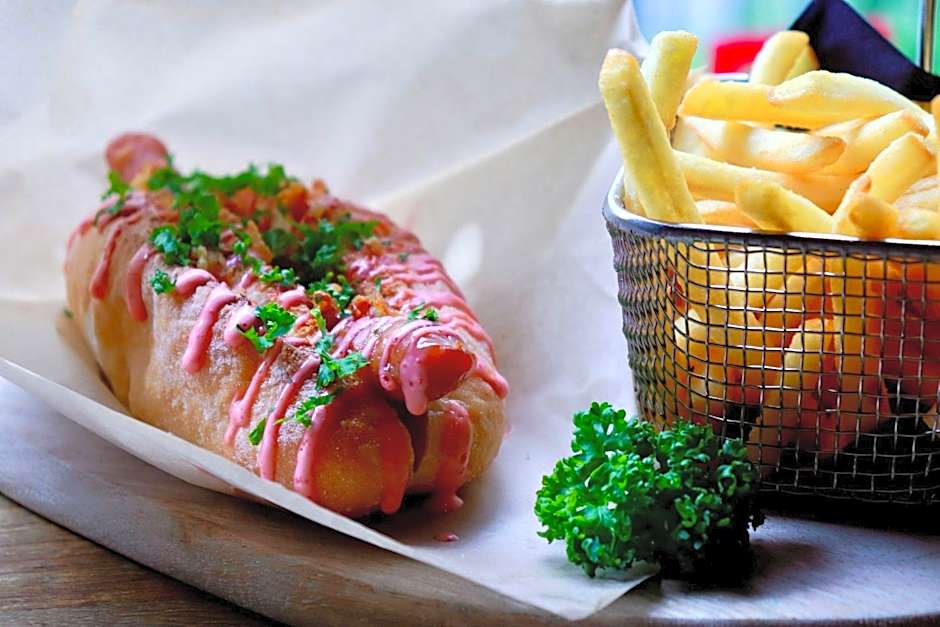 Moxy Tokyo Kinshicho