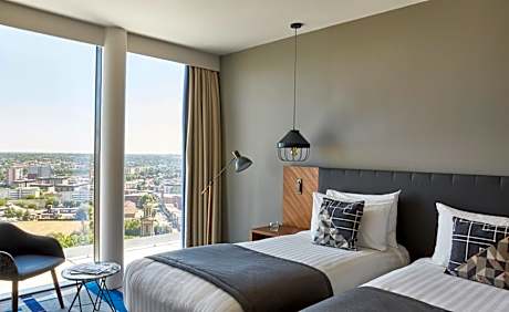 Standard King or Twin Room