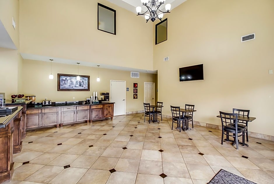 Americas Best Value Inn & Suites Tomball
