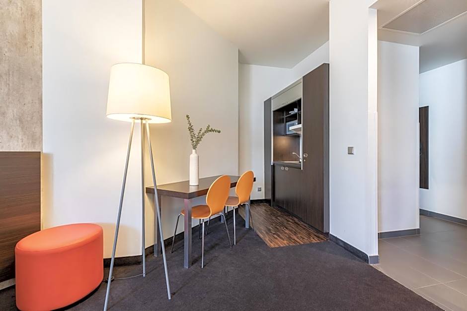 Garner Hotel Berlin - Mitte By IHG