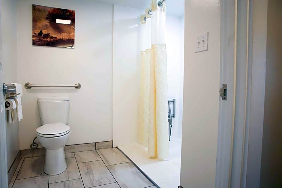 The Inn At Tree City, BW Signature Collection