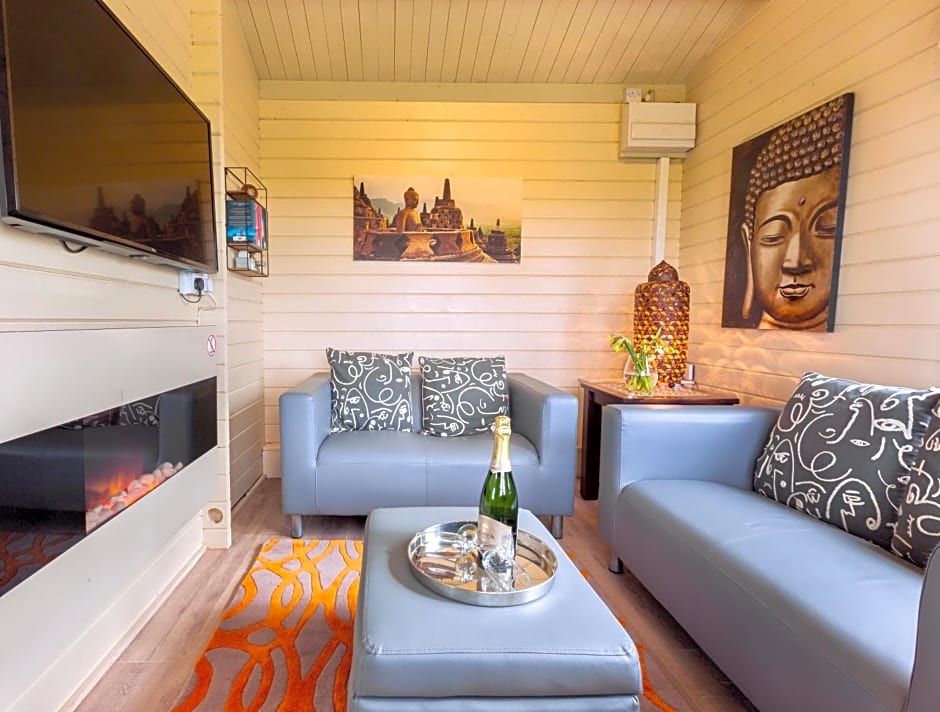 The Retreat Log Cabin