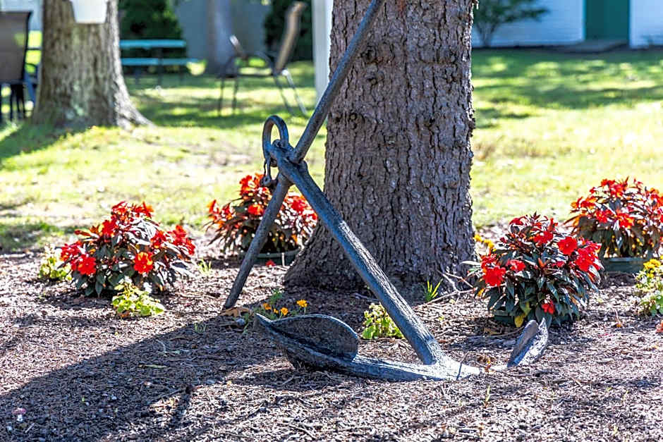 Falmouth Heights Motor Lodge