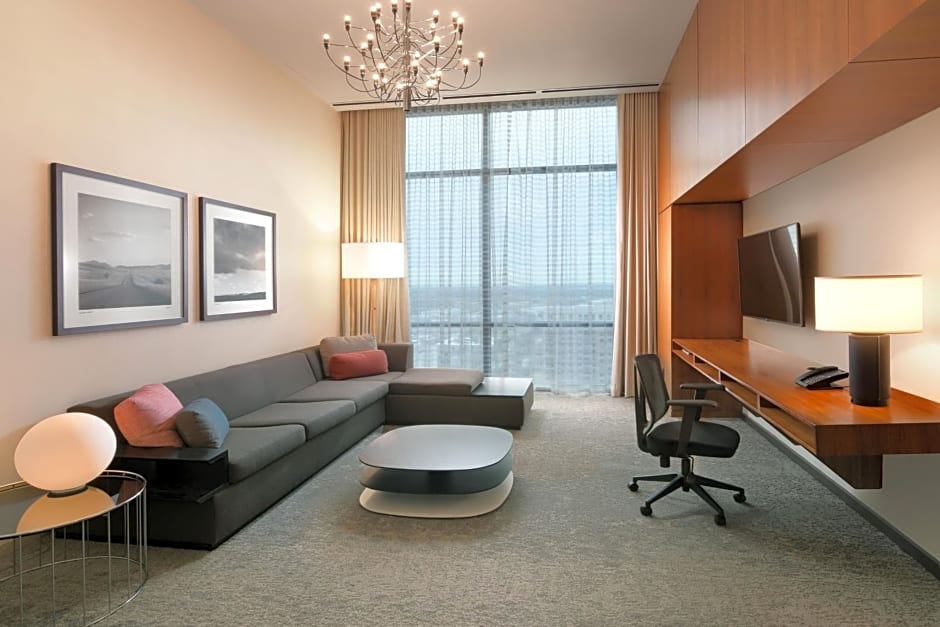 The Westin Galleria Dallas