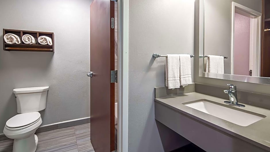 Best Western Town Center Inn