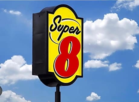 Super 8 by Wyndham Rockford South