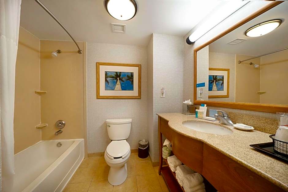 Hampton Inn By Hilton And Suites Madera