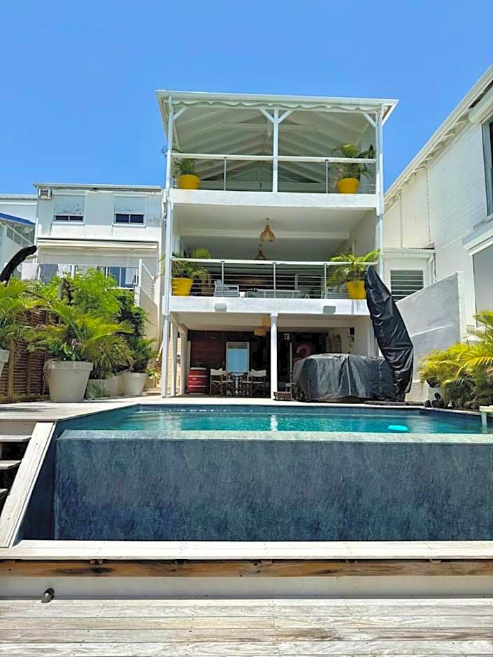 Villa Summer Forever