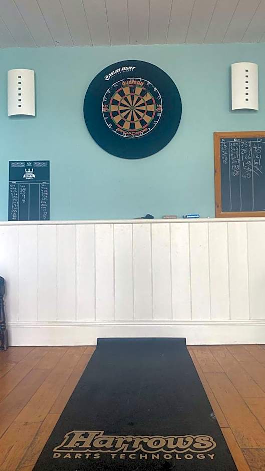 Rose and Crown Hotel & Hope and Anchor Bar