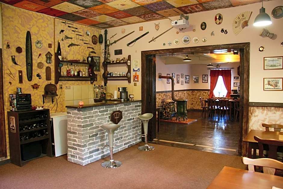 Villa Sunshine / Slunečna Vila
