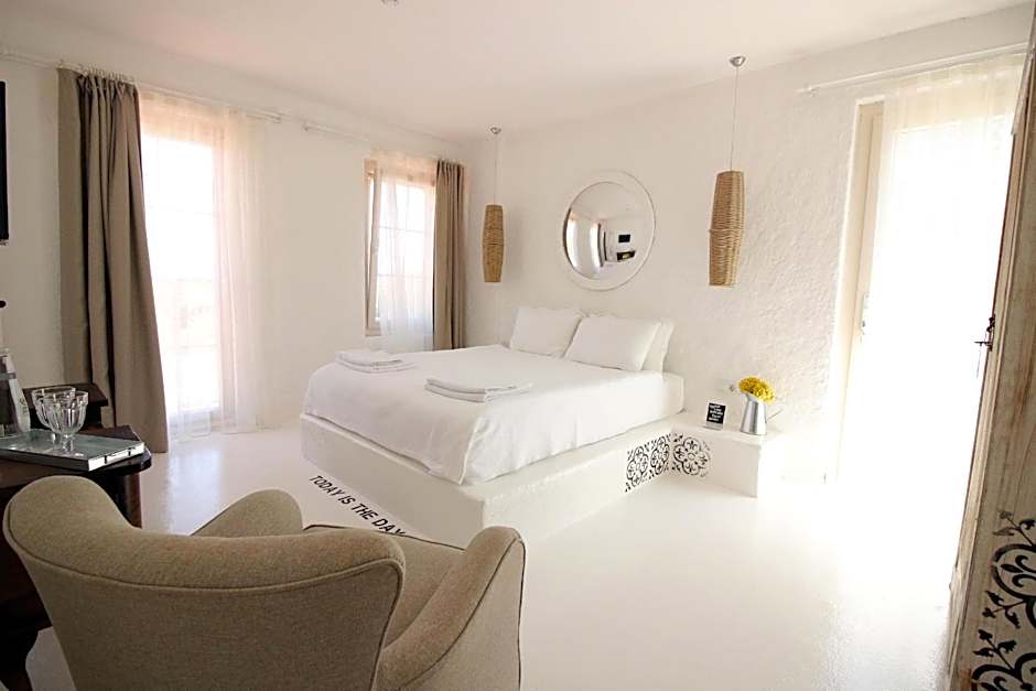 Peremere Alaçati Otel