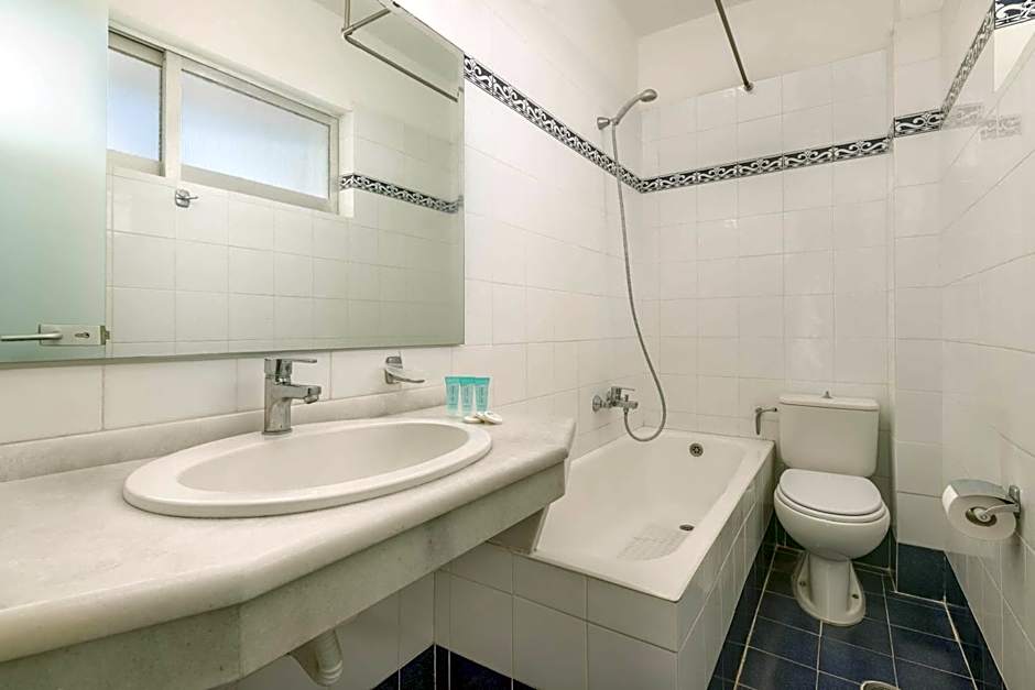 Lito Hotel