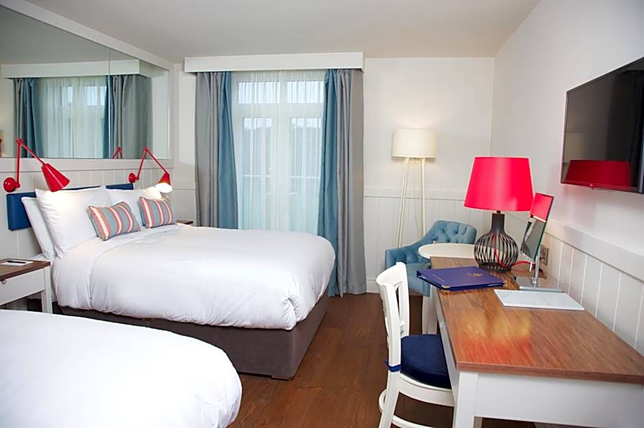 Waterfront Hotel Dungloe