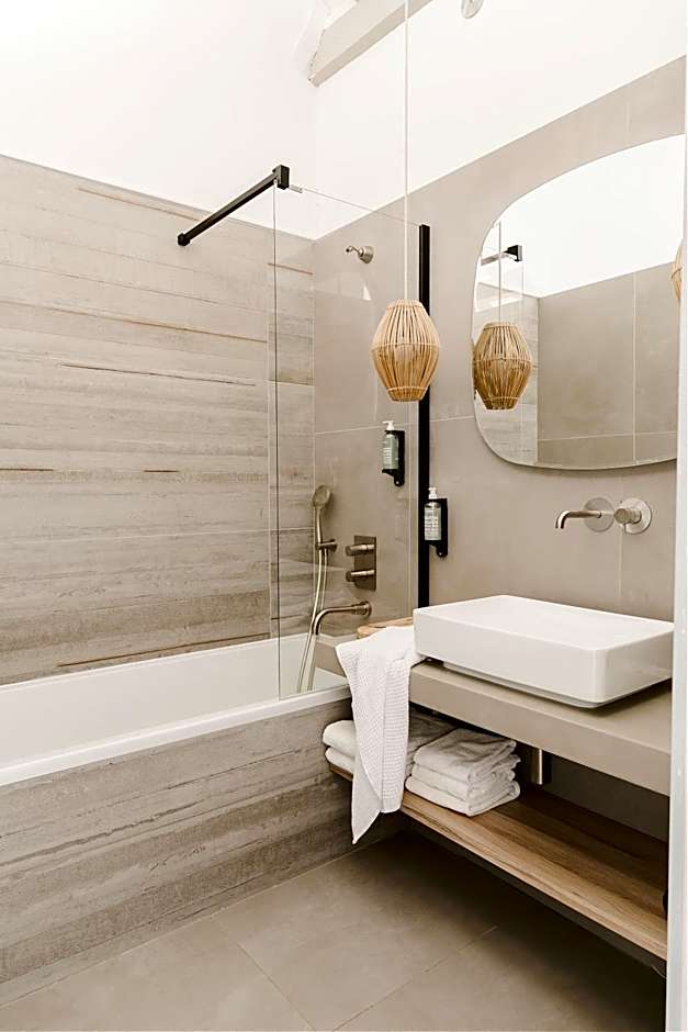 Hotel Restaurant Les Arnelles