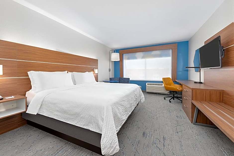 Holiday Inn Express & Suites Moore By IHG