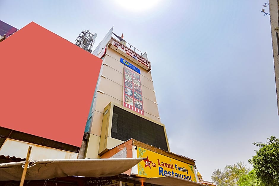 FabExpress Banarasi Kothi