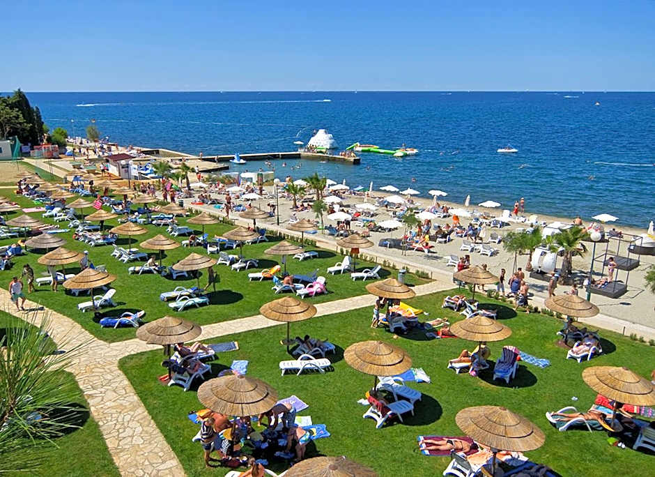Valamar Pinia Hotel