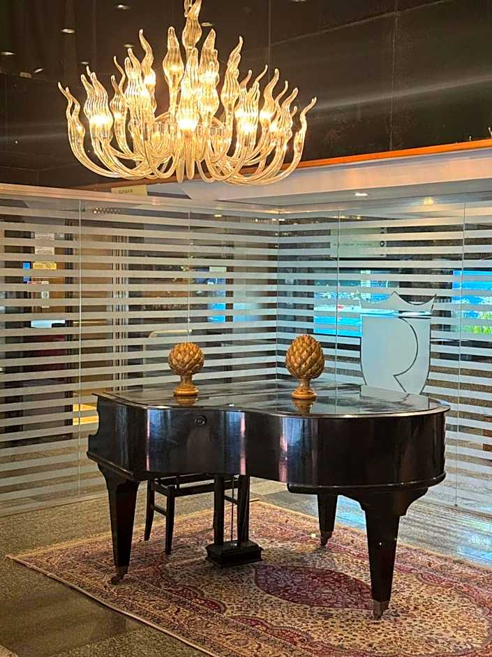 Royalty Copacabana Hotel