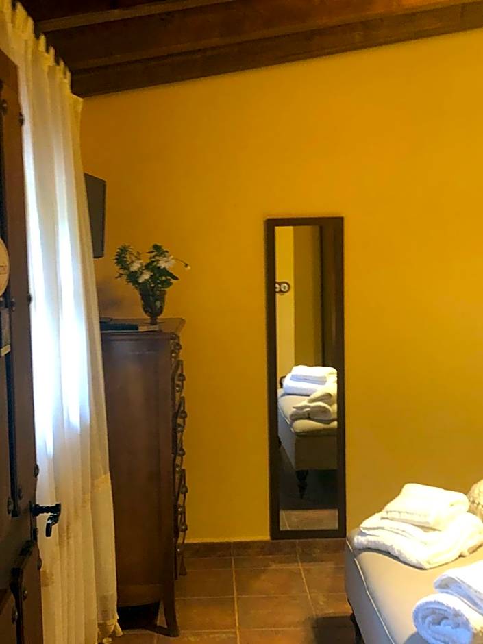 FINCA VERGEL Alojamiento con encanto habitaciones con baño