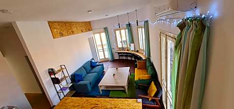 Bee Hostel Paphos