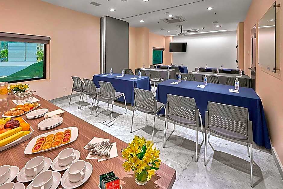 Radisson Hotel Monterrey San Jeronimo