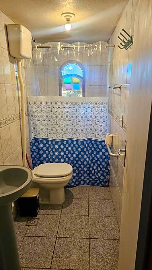 Hostel Yellow House MG