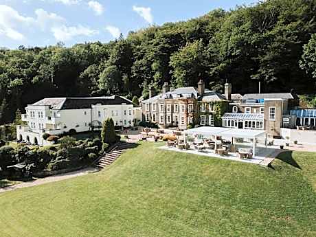 New House Country Hotel