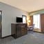 La Quinta Inn & Suites by Wyndham Knoxville East