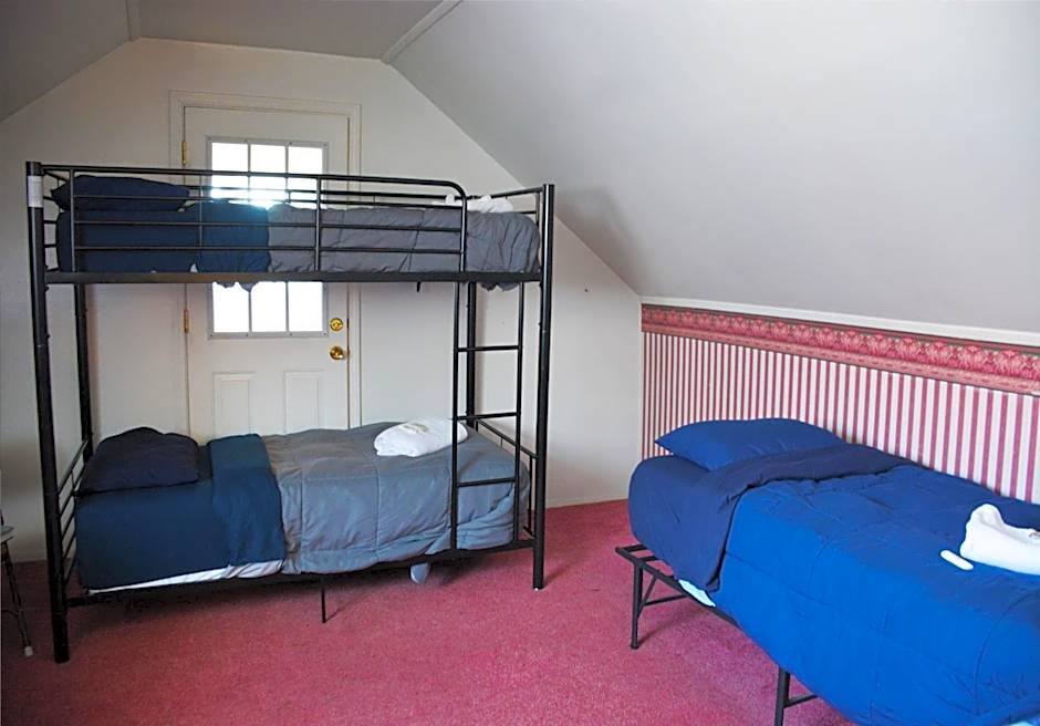 Hamtramck Hostel