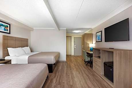 Queen Room with Two Queen Beds - Accessible/Non-Smoking