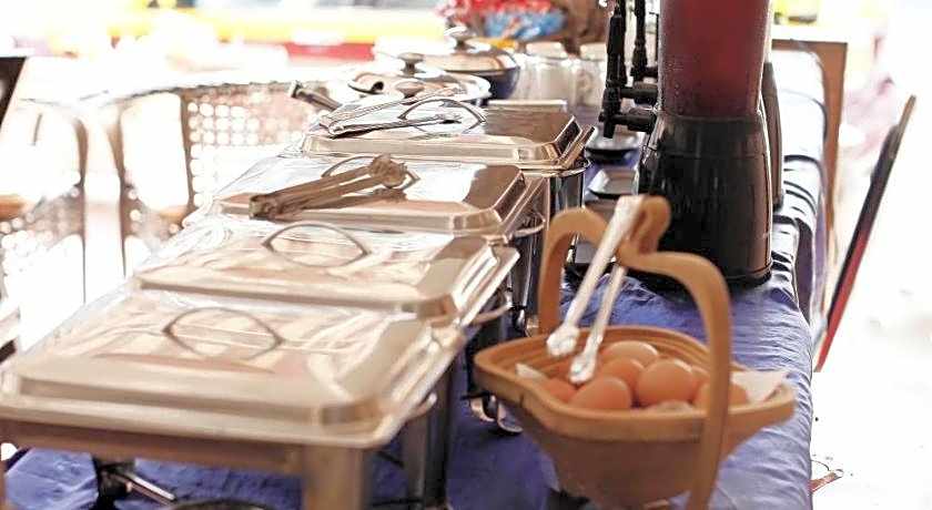 Lotus Friendly Hotel