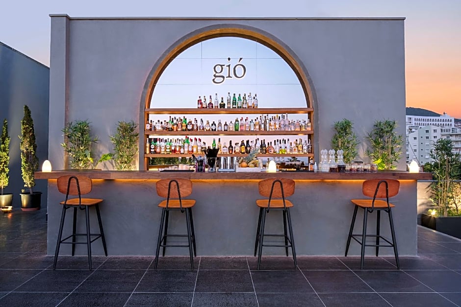 DoubleTree By Hilton Kusadasi