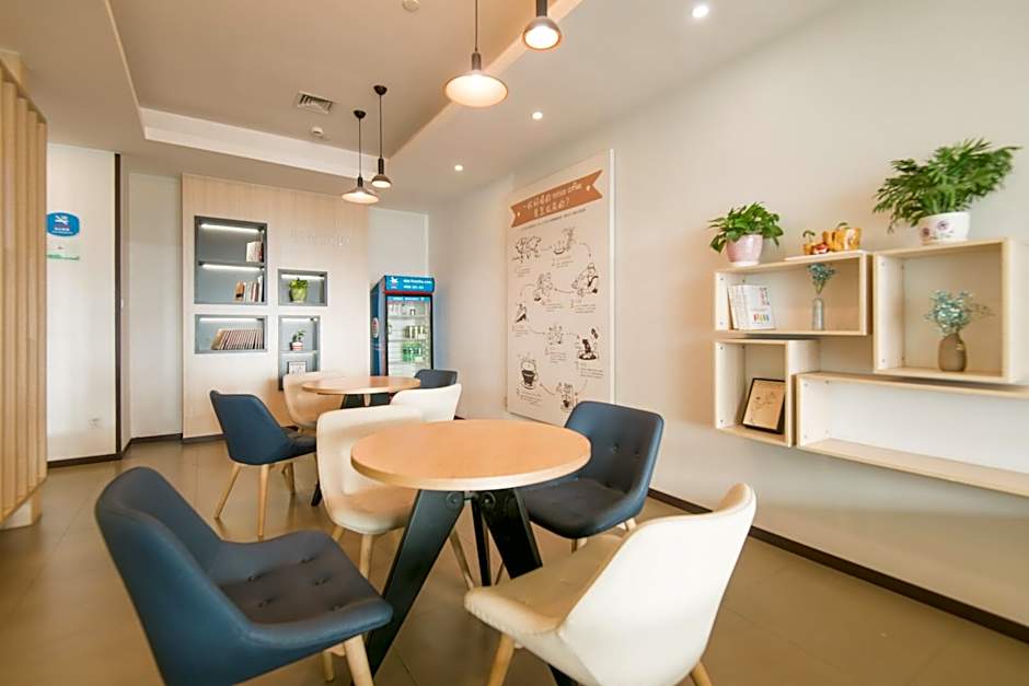 Hanting Hotel Urumqi Youhao