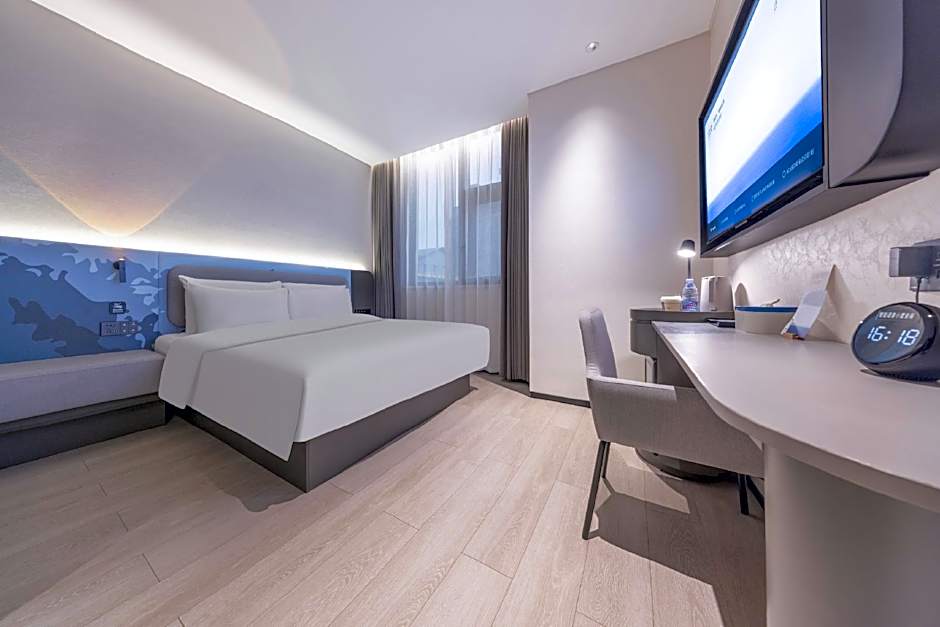 Atour Light Hotel Changsha Wuyi Square IFS Pedestrian Street