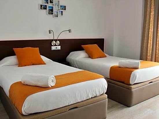 Ginosi Basics Centric Apartel