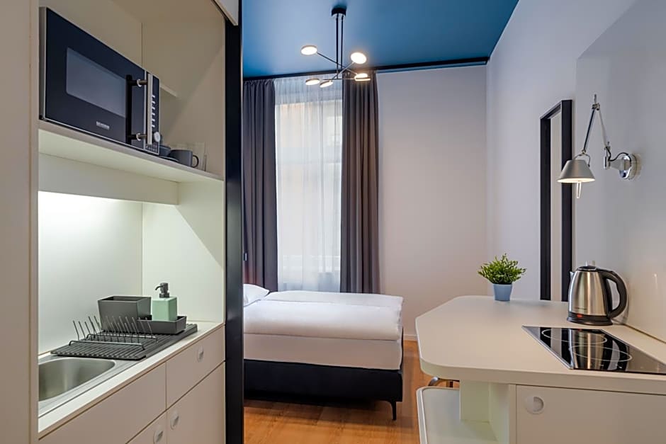 Dean's College Hotel