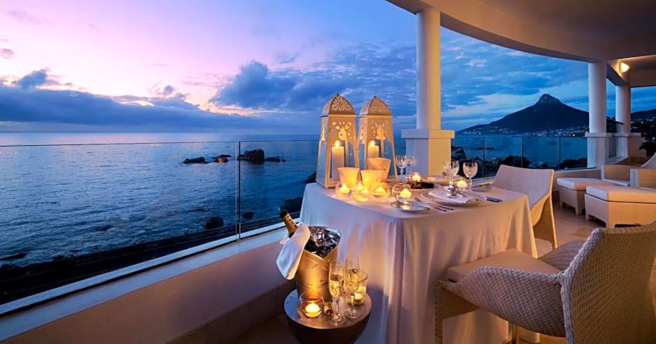 Twelve Apostles Hotel & Spa