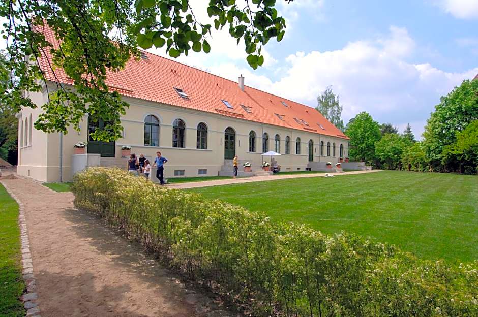 Kavaliershaus Schloß Blücher am Finckenersee