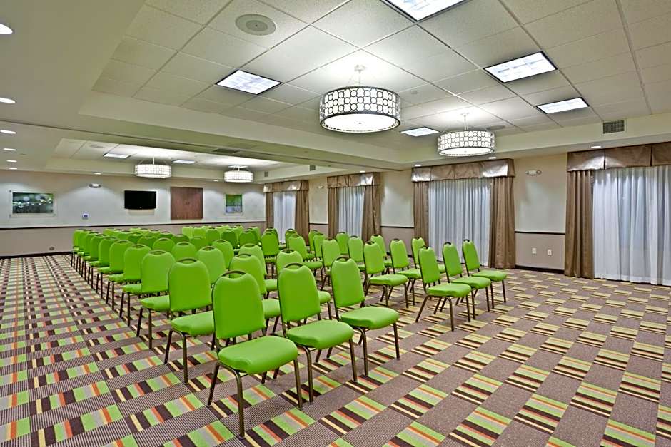 Holiday Inn Express Hays By IHG