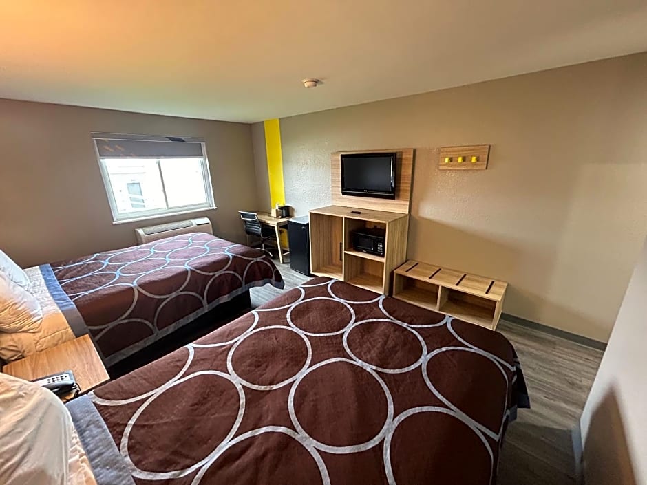 Super 8 by Wyndham Lewiston Auburn Area