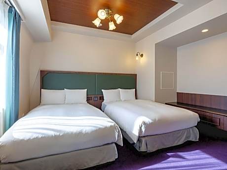 Deluxe Twin Room - Non-Smoking
