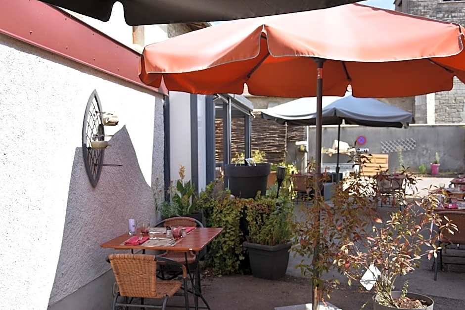 LOGIS Hotel Restaurant Auberge Du Cheval Blanc