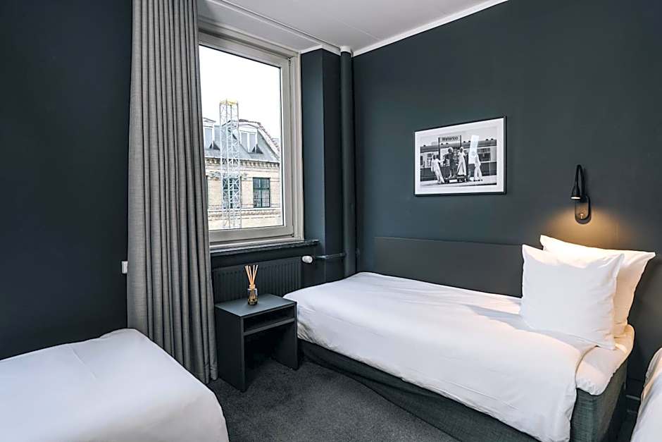 Hotel Maritime